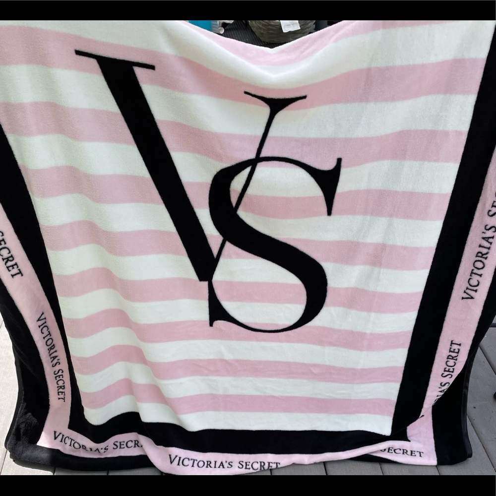NWT Victoria’s Secret Blanket